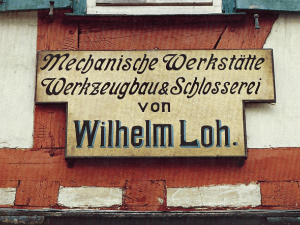 Loh Sign